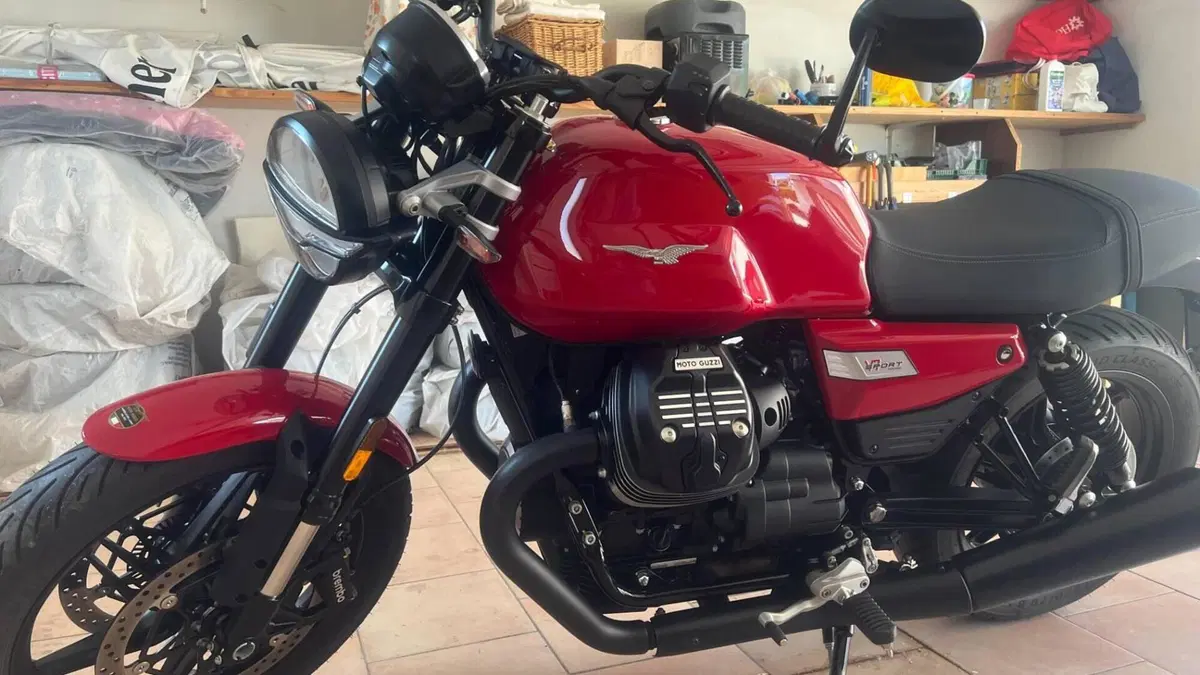 Moto Guzzi V7 Sport (2025 - 26)  (5)