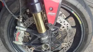 Ducati Monster 1200 R (2016 - 19)  (3)