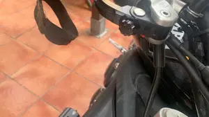 Triumph Street Triple (2007 - 12)  (3)