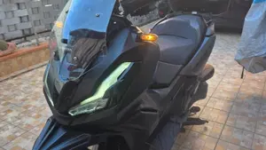Honda ADV 350 (2022 - 24) 