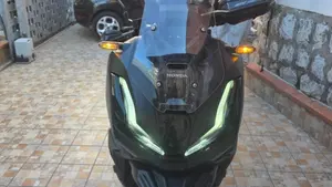 Honda ADV 350 (2022 - 24)  (4)