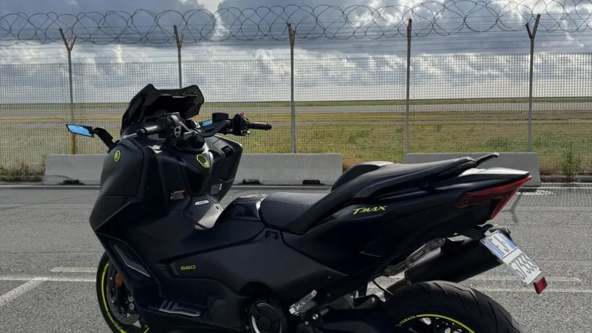 Yamaha T-Max 560 (2022 - 24)  (4)