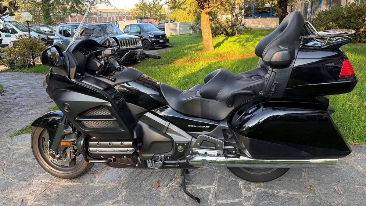 Honda GL 1800 Gold Wing (2012 - 17) 