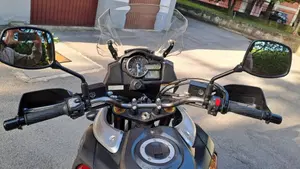 Suzuki V-Strom 1000 ABS (2014 - 17)  (7)