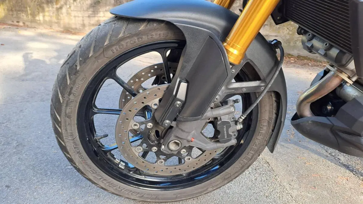 Suzuki V-Strom 1000 ABS (2014 - 17)  (8)