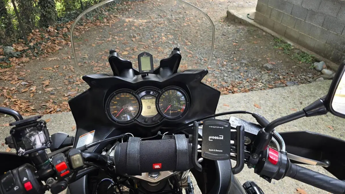 Suzuki V-Strom 650 Traveller ABS (2008 - 11)  (4)