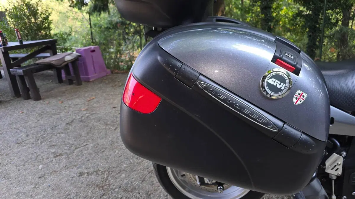 Suzuki V-Strom 650 Traveller ABS (2008 - 11)  (12)