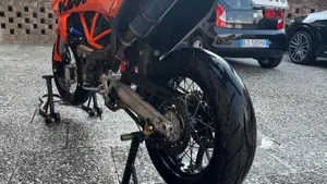 KTM 690 SMC R (2023 - 25)  (5)