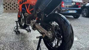 KTM 690 SMC R (2023 - 25)  (6)