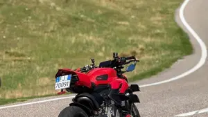 Ducati Streetfighter V2 (2022 - 24)  (3)