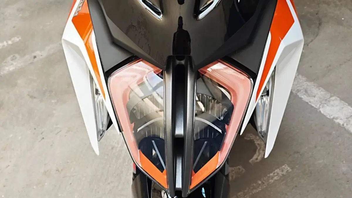 KTM 1290 Super Duke GT (2019 - 20)  (4)