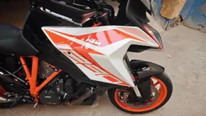 KTM 1290 Super Duke GT (2019 - 20)  (6)