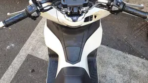 Honda PCX 125 (2021 - 24)  (10)