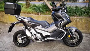 Honda X-ADV 750 Travel Edition (2017)  (3)