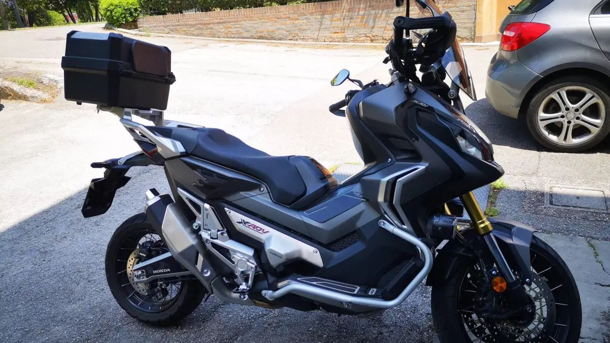 Honda X-ADV 750 Travel Edition (2017)  (5)