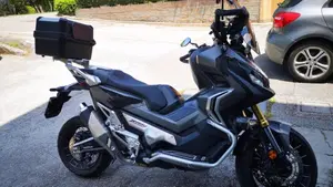 Honda X-ADV 750 Travel Edition (2017)  (5)
