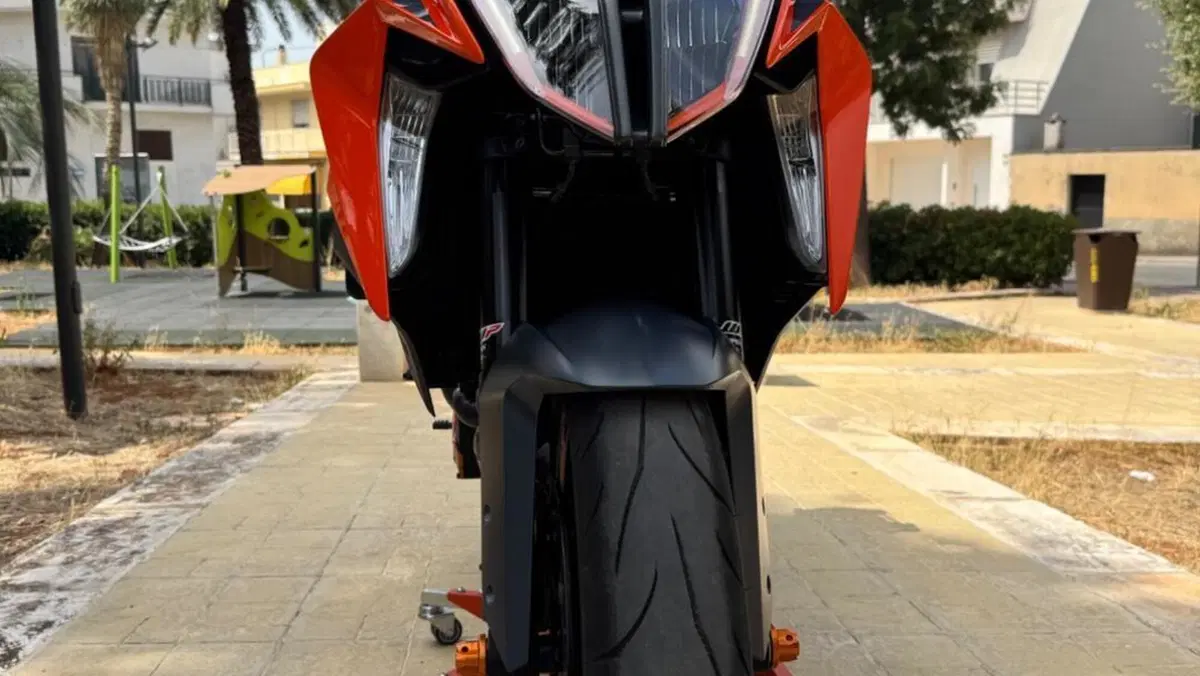 KTM 1290 Super Duke GT (2021 - 25)  (8)