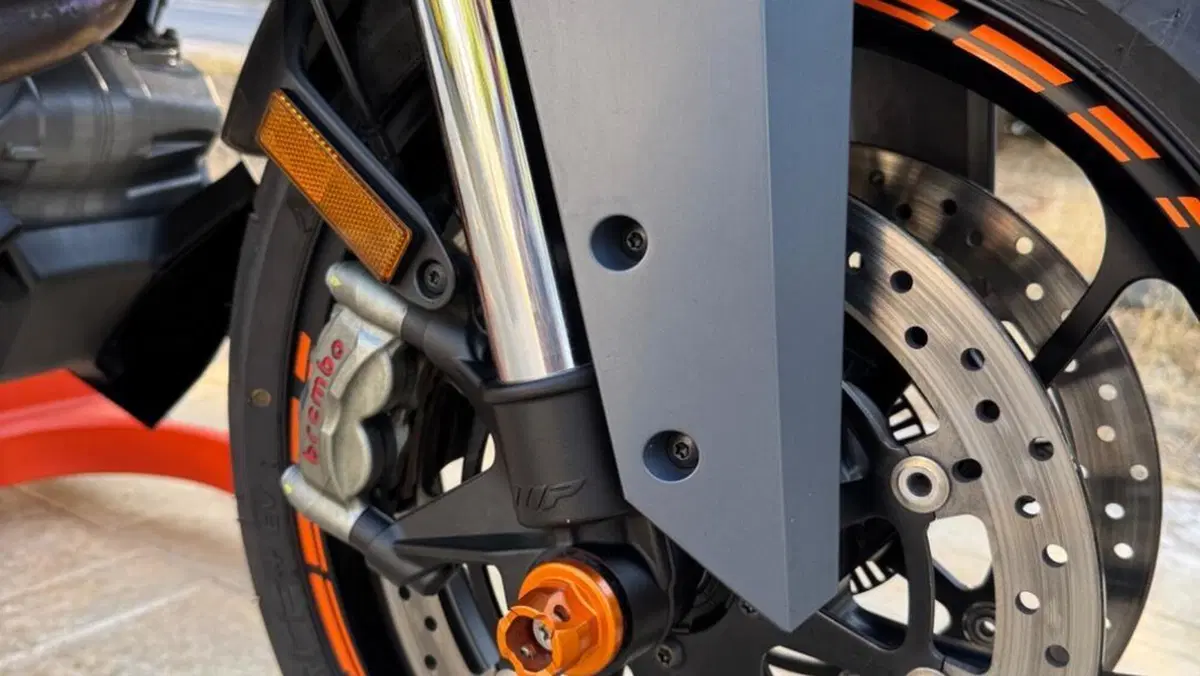 KTM 1290 Super Duke GT (2021 - 25)  (14)