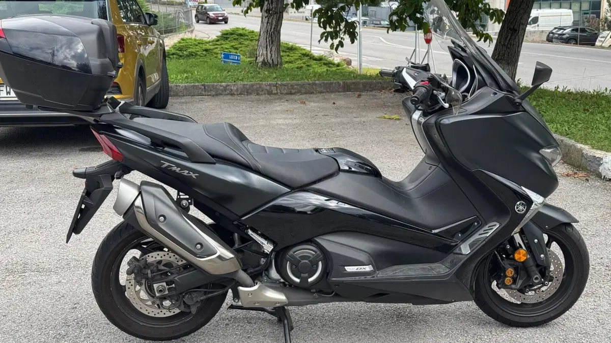 Yamaha T-Max 530 DX (2017 - 19)  (4)