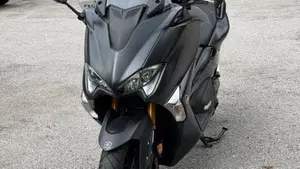 Yamaha T-Max 530 DX (2017 - 19)  (10)