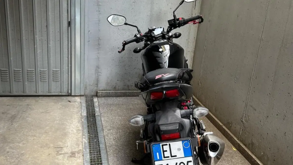 Suzuki SV 650 (2016 - 20)  (7)