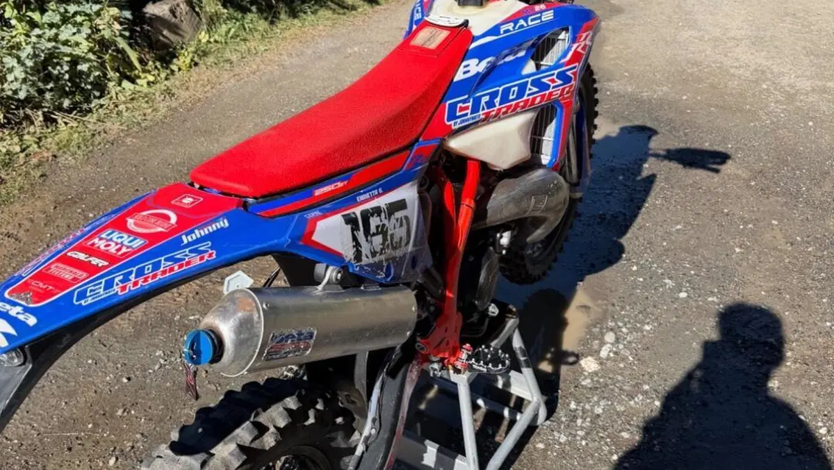 Betamotor RR 250 2T Enduro Race (2026)  (4)