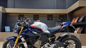 Ducati Streetfighter V4 1100 S (2021 - 22) 