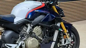 Ducati Streetfighter V4 1100 S (2021 - 22)  (4)