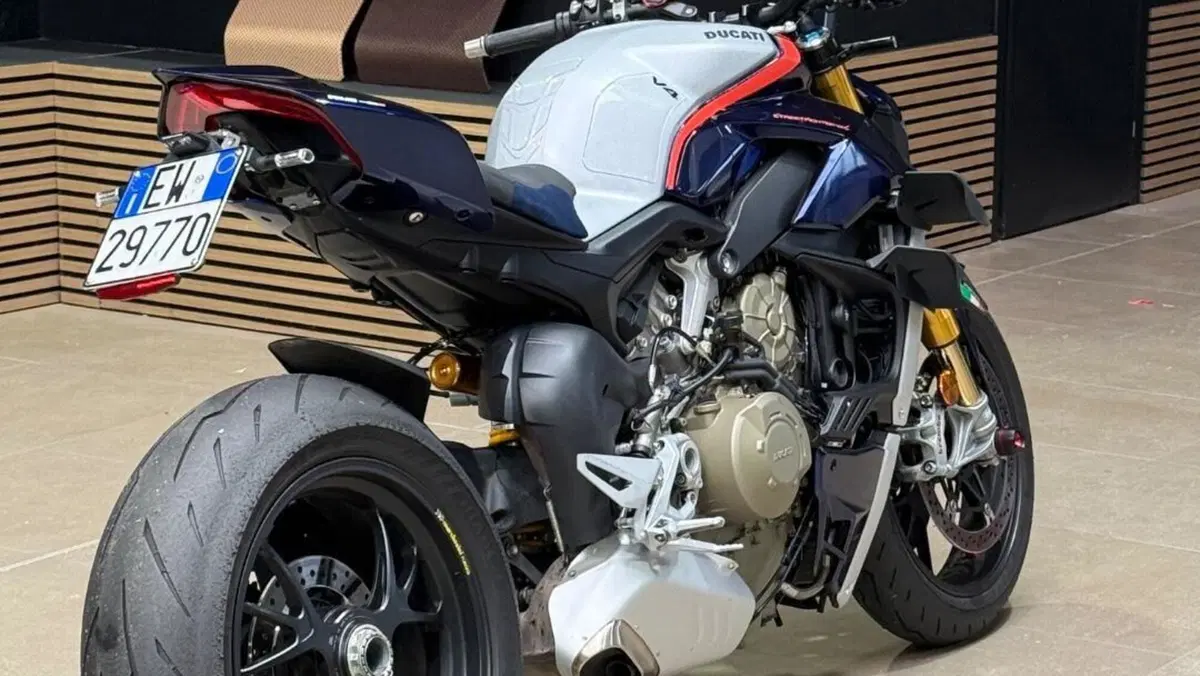 Ducati Streetfighter V4 1100 S (2021 - 22)  (8)