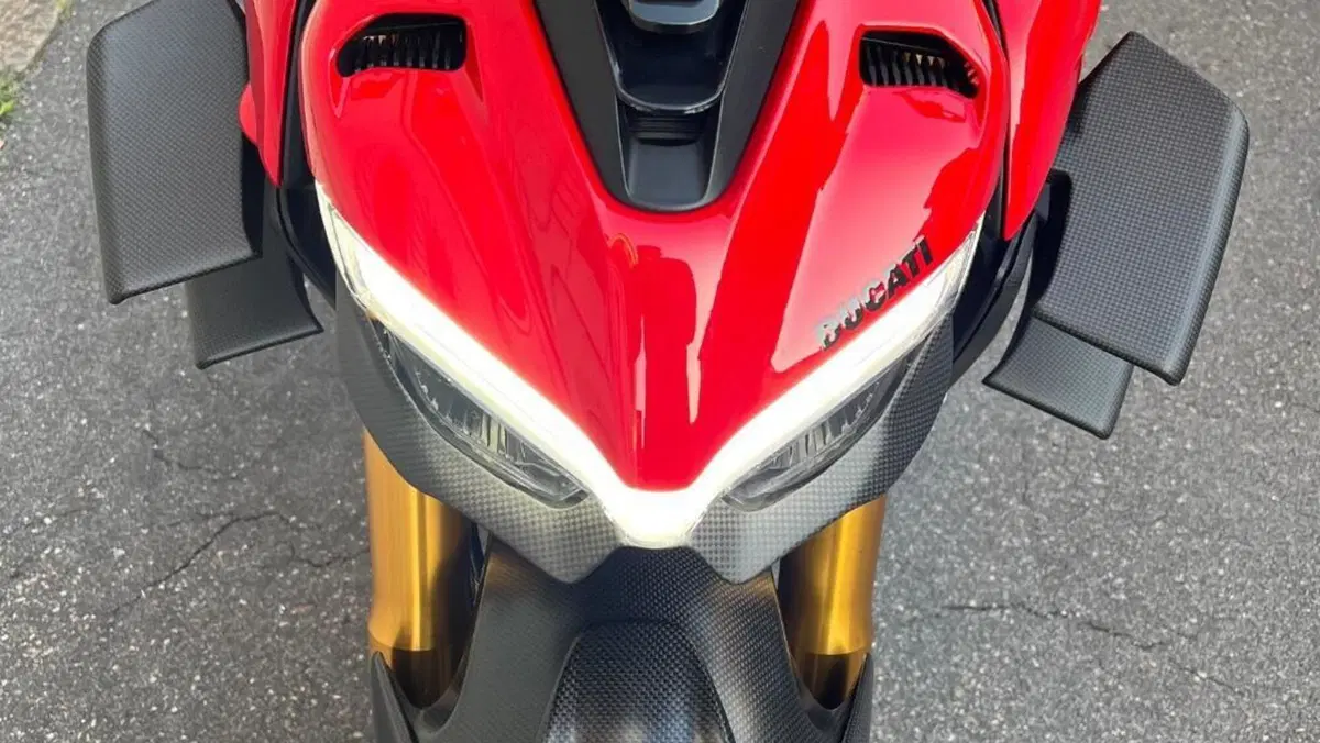 Ducati Streetfighter V4 S (2023 - 24)  (9)