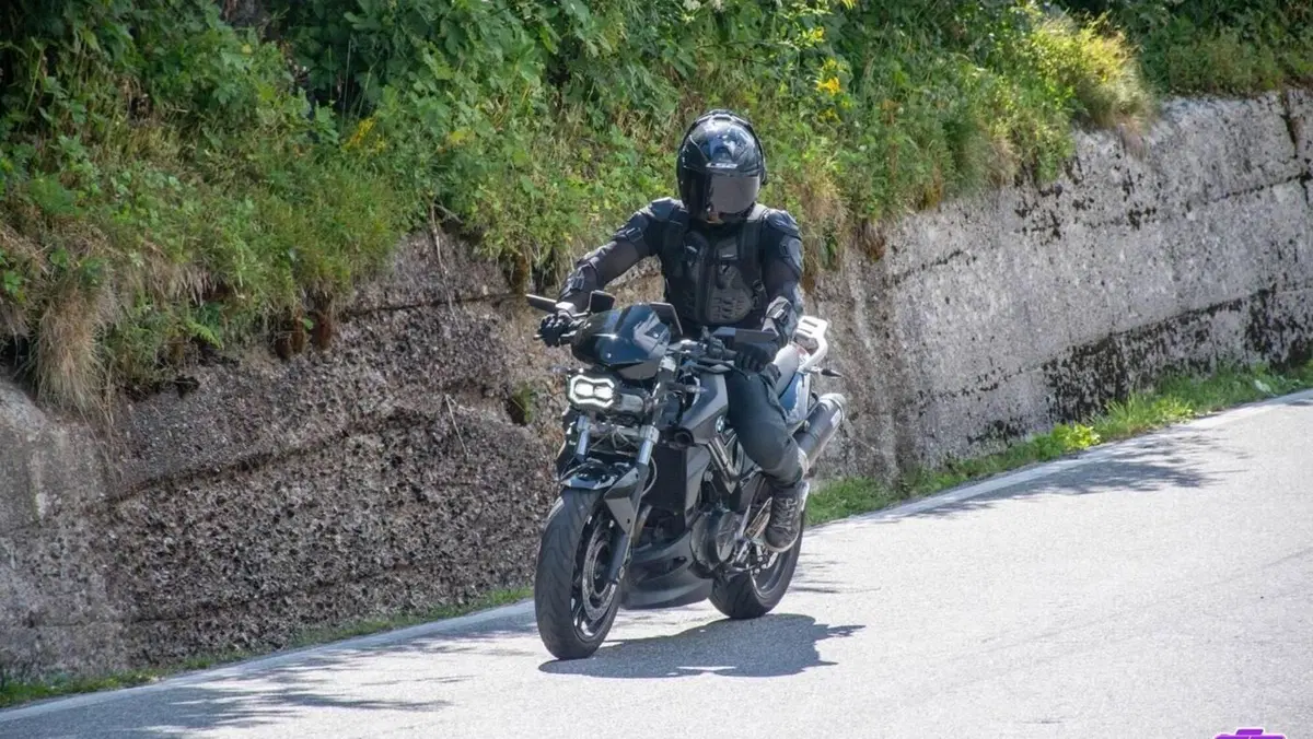 Bmw F 800 R (2009 - 11)  (3)