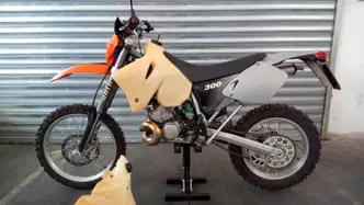 KTM 300 EXC (2006) usata