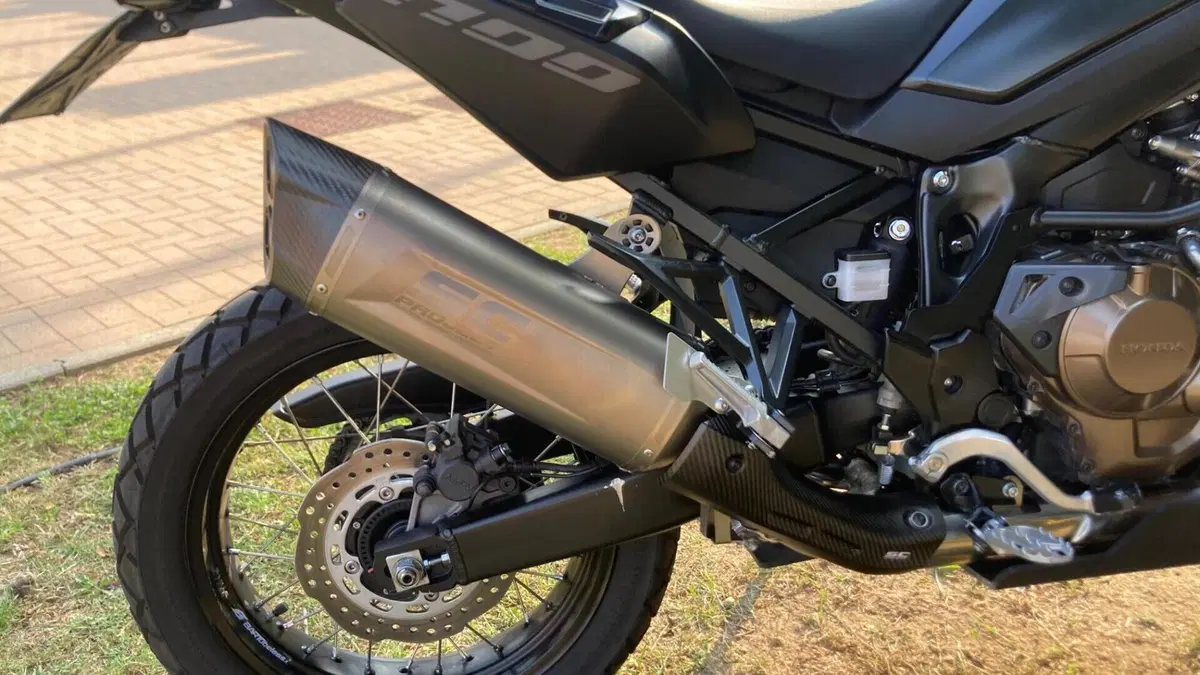 Honda Africa Twin CRF 1100L (2024 - 26)  (15)