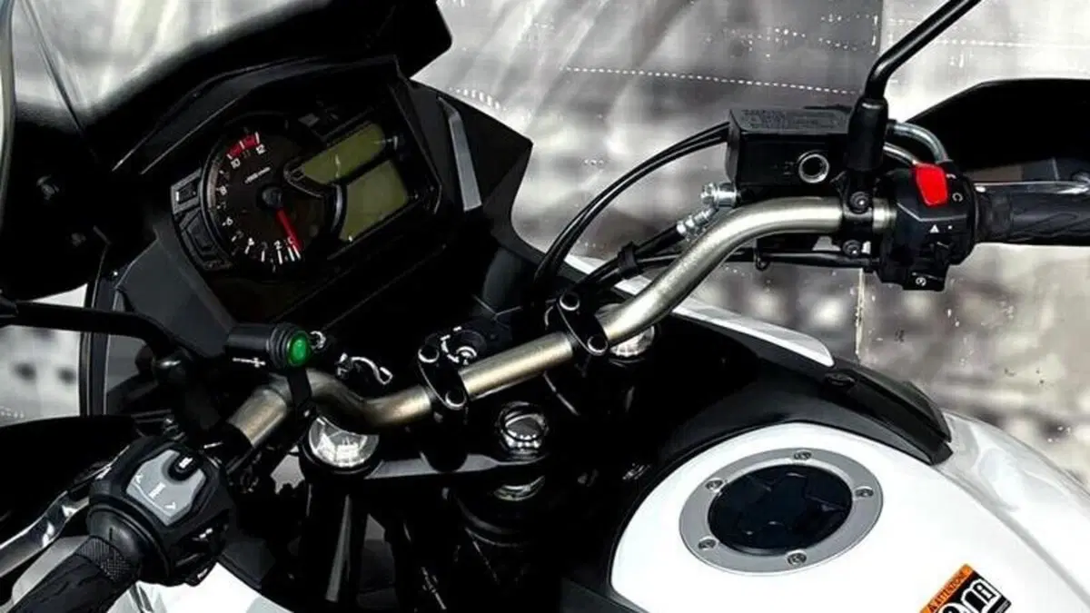 Suzuki V-Strom 650 (2021 - 25)  (5)