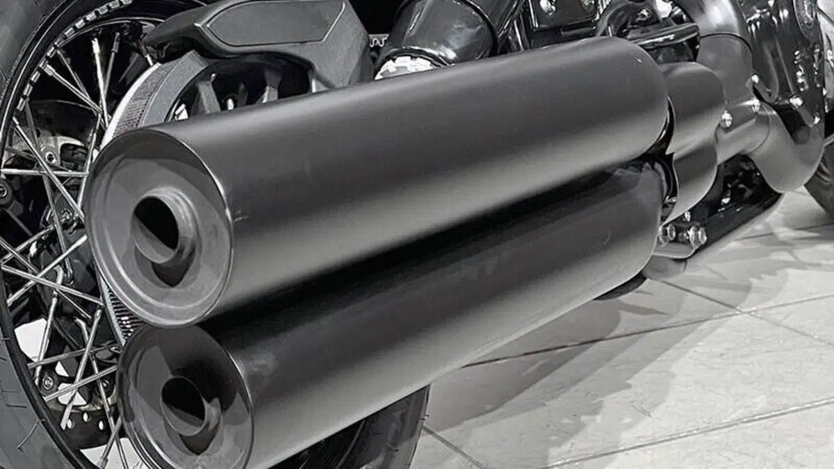 Indian Chief 1890 Bobber Dark Horse (2021 - 26)  (4)
