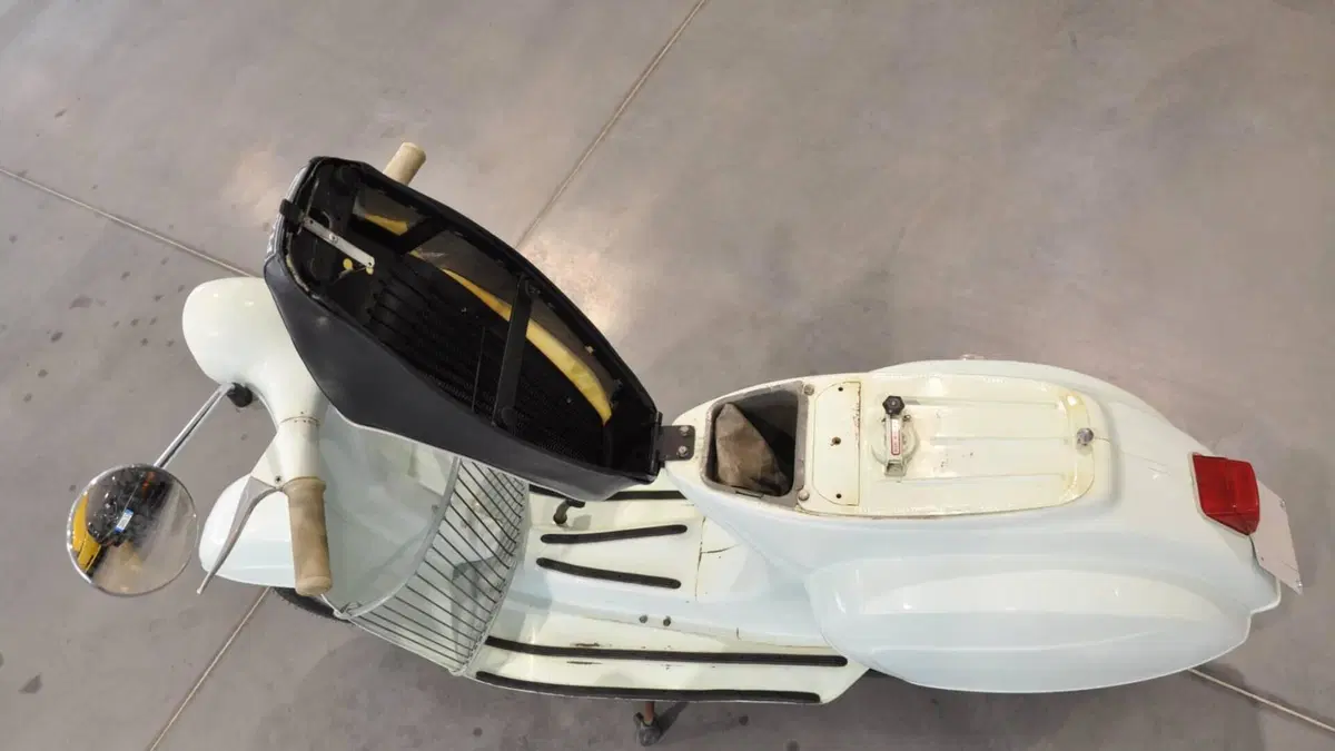 Piaggio   (9)