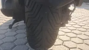 Kymco X-Town 300i City (2021 - 25)  (2)