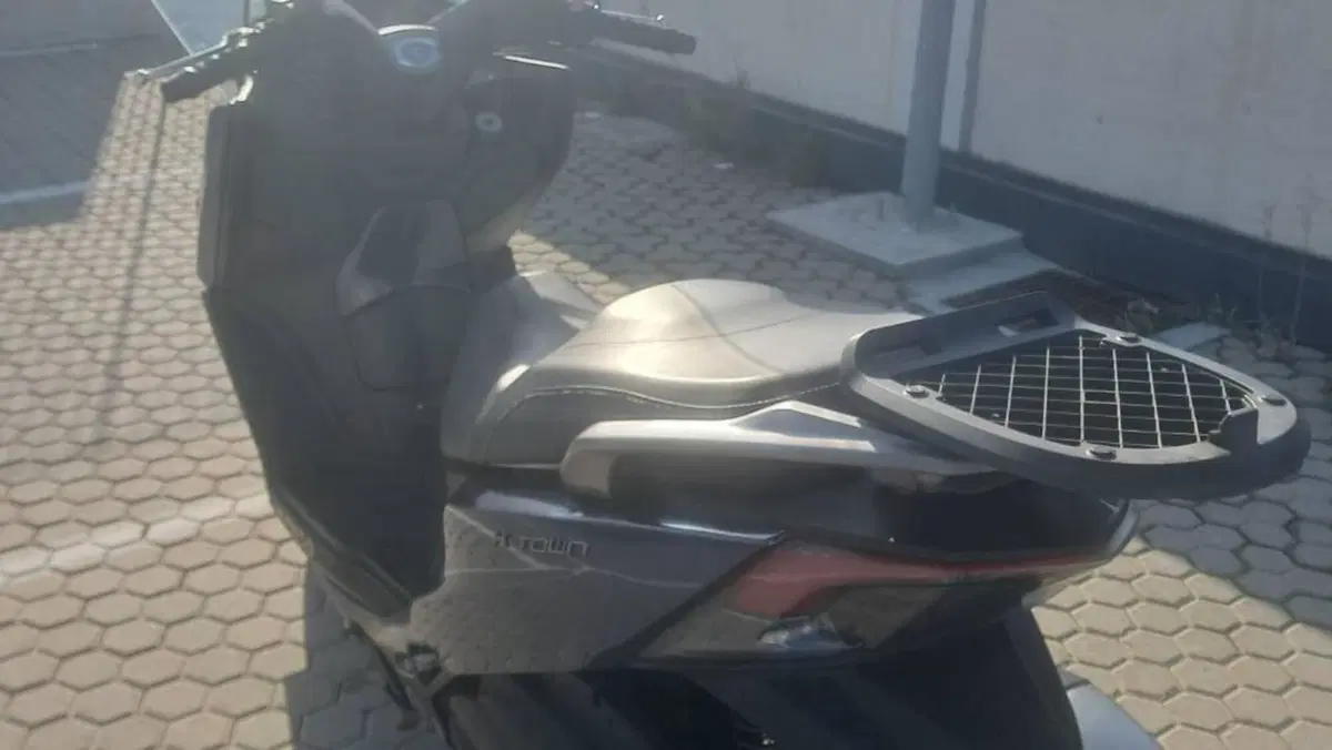 Kymco X-Town 300i City (2021 - 25)  (3)