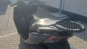 Kymco X-Town 300i City (2021 - 25)  (3)