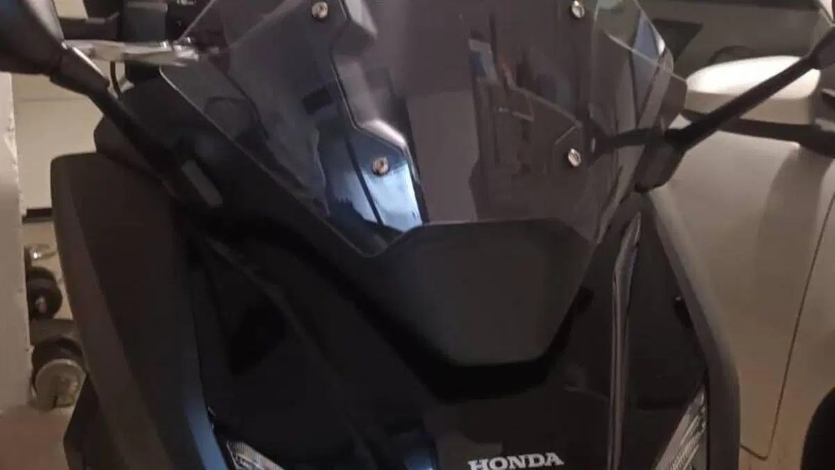 Honda Forza 750 DCT Urban (2021 - 24)  (2)