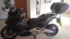 Honda Forza 750 DCT Urban (2021 - 24)  (3)