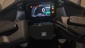 Honda Forza 750 DCT Urban (2021 - 24)  (11)