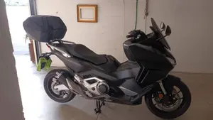 Honda Forza 750 DCT Urban (2021 - 24) 
