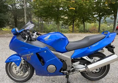 Honda CBR 1100 XX Superblackbird (1999 - 00) - Annuncio 10133893