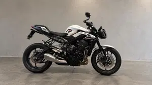 Triumph Street Triple 765 R (2023 - 26) 