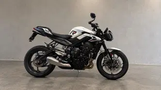 Triumph Street Triple 765 R (2023 - 26) usata