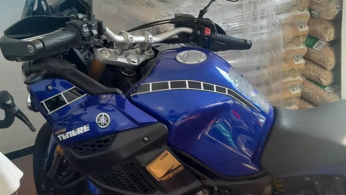 Yamaha XT1200Z Super Ténéré ABS (2015 - 16)  (2)