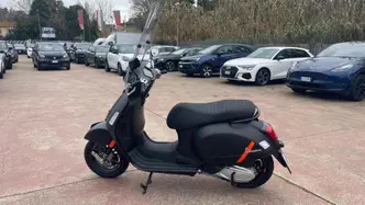 Piaggio 1 (2022 - 26) usata