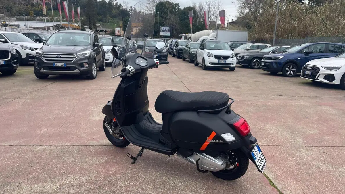 Piaggio 1 (2022 - 26)  (8)