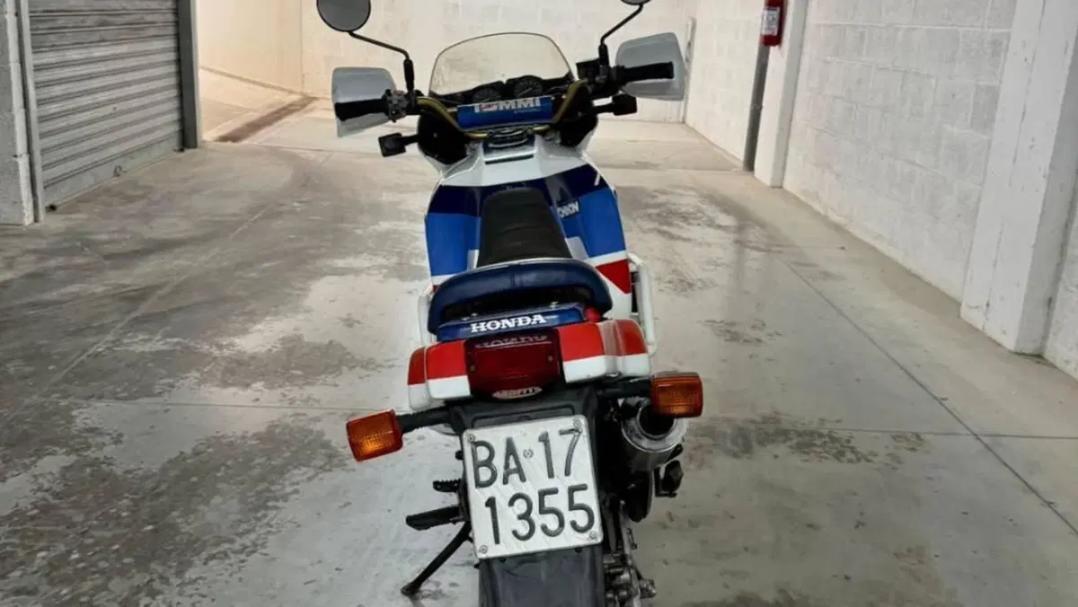 Honda   (5)